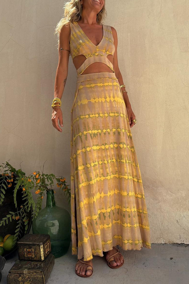 Chic cut-out maxi dress with flattering fit for women